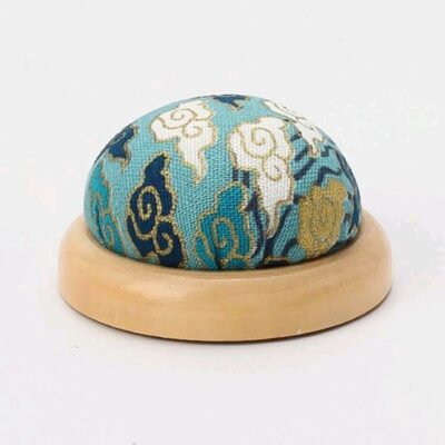 1pc Sewing Accessories Fabric Handmade DIY Storage Needle Tool Needle Pad Needle Bag With Wooden Bottom, Needle Cushion Wooden Needle Holder Japanese Style Needle Organizer Needle Mat